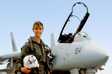 Carey Lohrenz-Female Fighter Pilot-pioneer-inspirational speaker