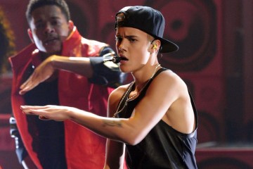 Justin Bieber performs during the 40th American Music Awards
