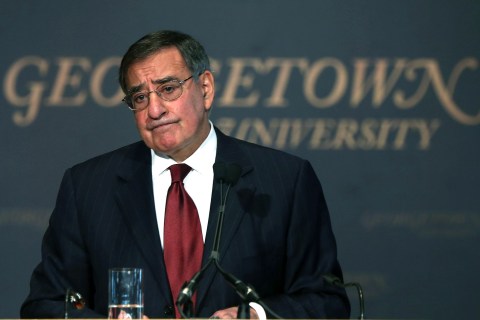 Panetta Gives Speech On  Leadership and Public Service