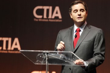 Julius Genachowski addresses attendees during the International CTIA WIRELESS Conference & Exposition in New Orleans