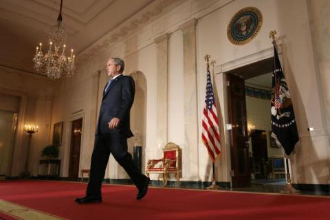 US President George W. Bush arrives to s