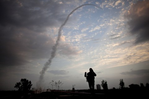 *** BESTPIX *** Israel Intercepts Missile Attack On Tel Aviv