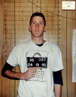 TIMOTHY MCVEIGH HAS HIS PHOTO TAKEN AFTER HIS ARREST IN OKLAHOMA