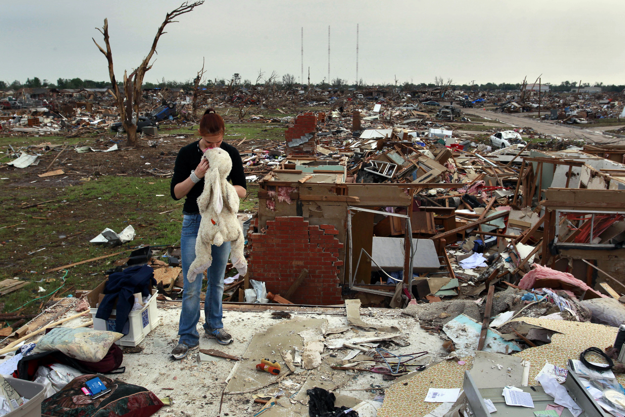 Tornado Flattens Suburb Outside Oklahoma City, Kills Dozens | TIME.com