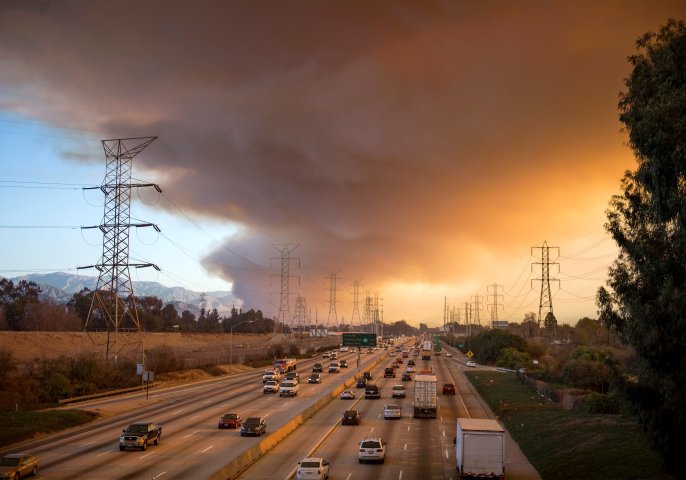 California Wildfire Burns Homes Near Los Angeles